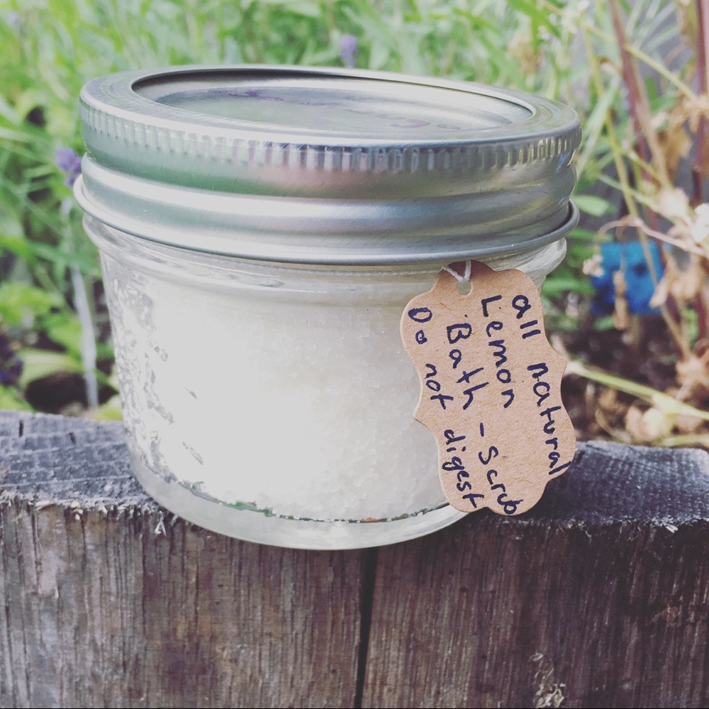All natural lemon bath scrub for 3$